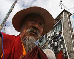 Pellegrino a Lhasa